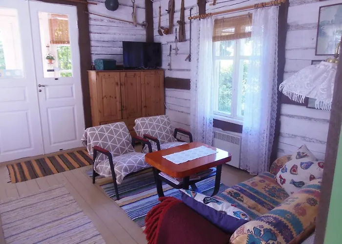 Guesthouset Gula Villan 3*